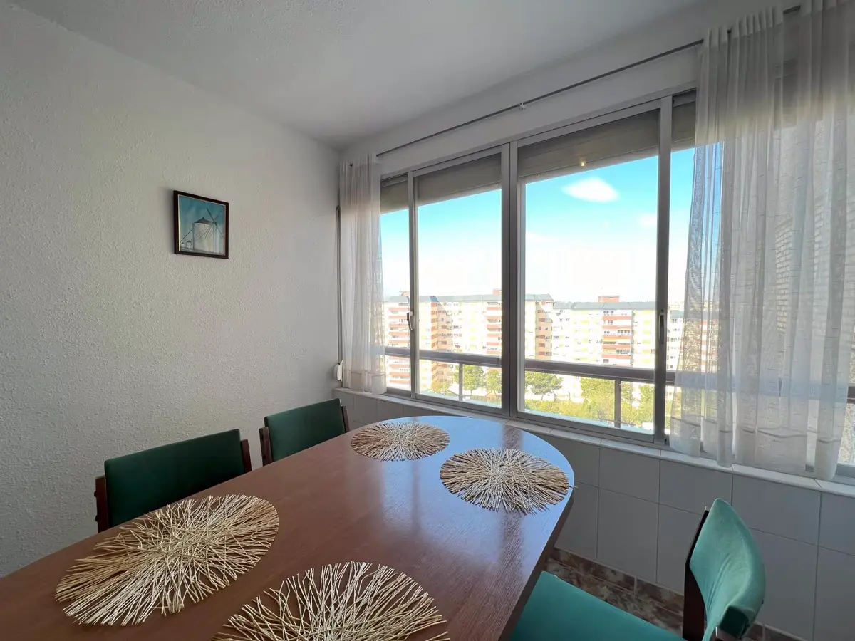 Квартира по адресу Calle del Pintor Pedro Camacho, 14, Juan XXIII, 83 м² — изображение 5